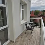 Apartamento Brickstone Mabork