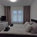 Brickstone Mabork Apartamento *