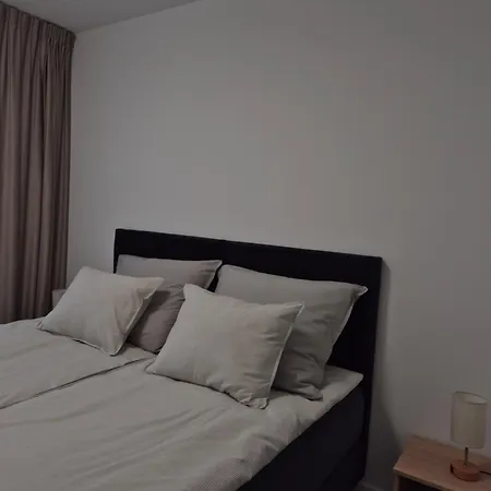 Brickstone Apartment *